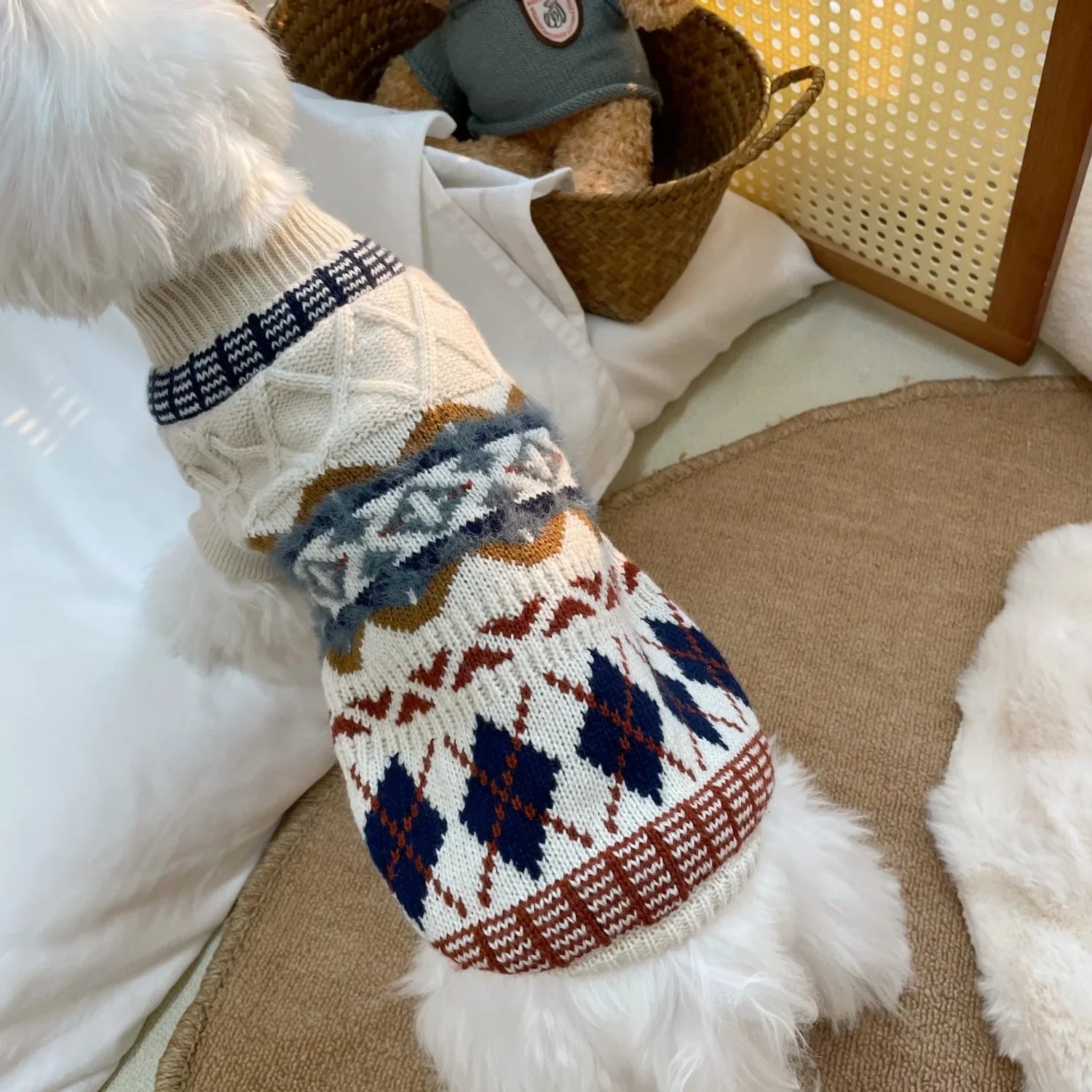 Autumn and Winter Clothing Pet Sweaters Clothes Small Dogs Diamond Patterned Striped Sweaters Knitted Sweaters Puppy Clothes